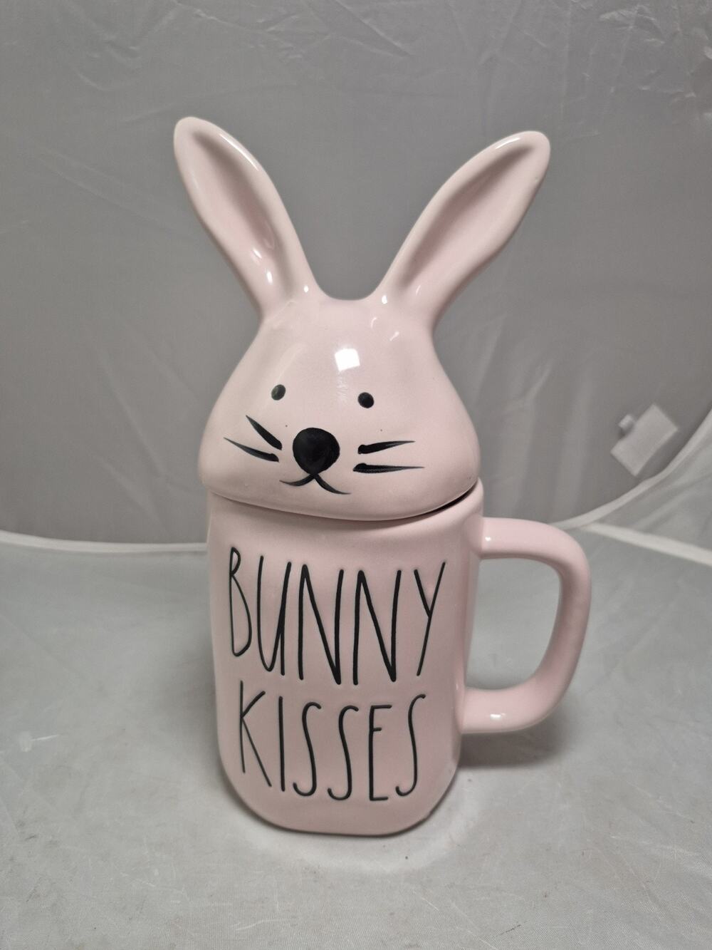 💥 Rae Dunn “Bunny Kisses” Bunny Mug with Lid – Easter Ceramic Coffee Cup